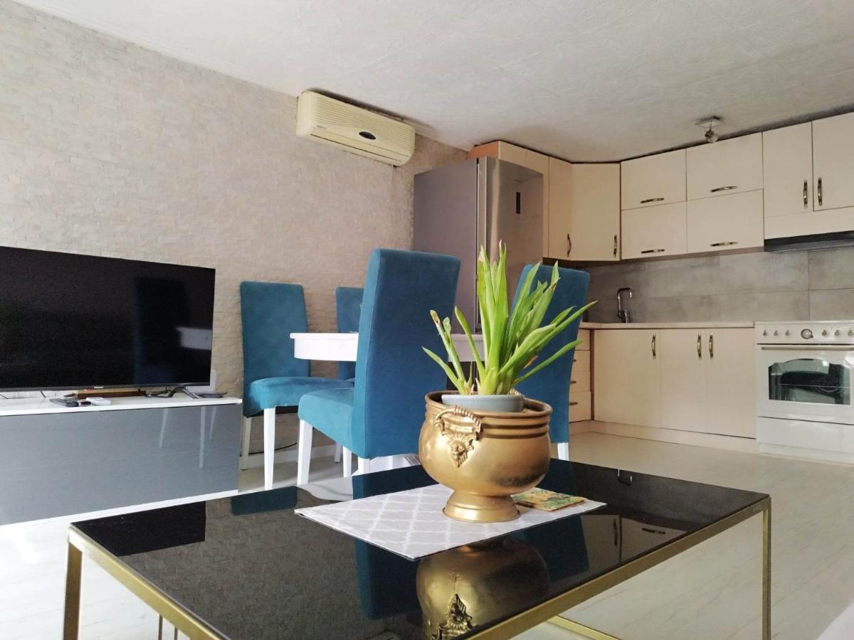 Apartment With Garden Hanja Mostar Exteriör bild