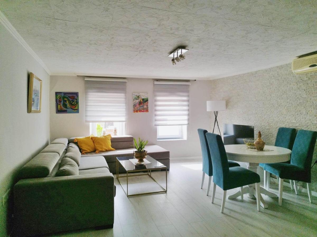 Apartment With Garden Hanja Mostar Exteriör bild